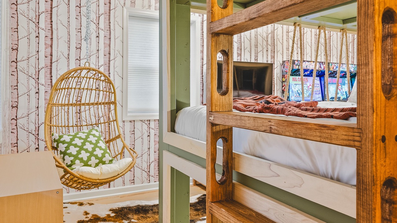 Photo of Bedroom in McGaheysville