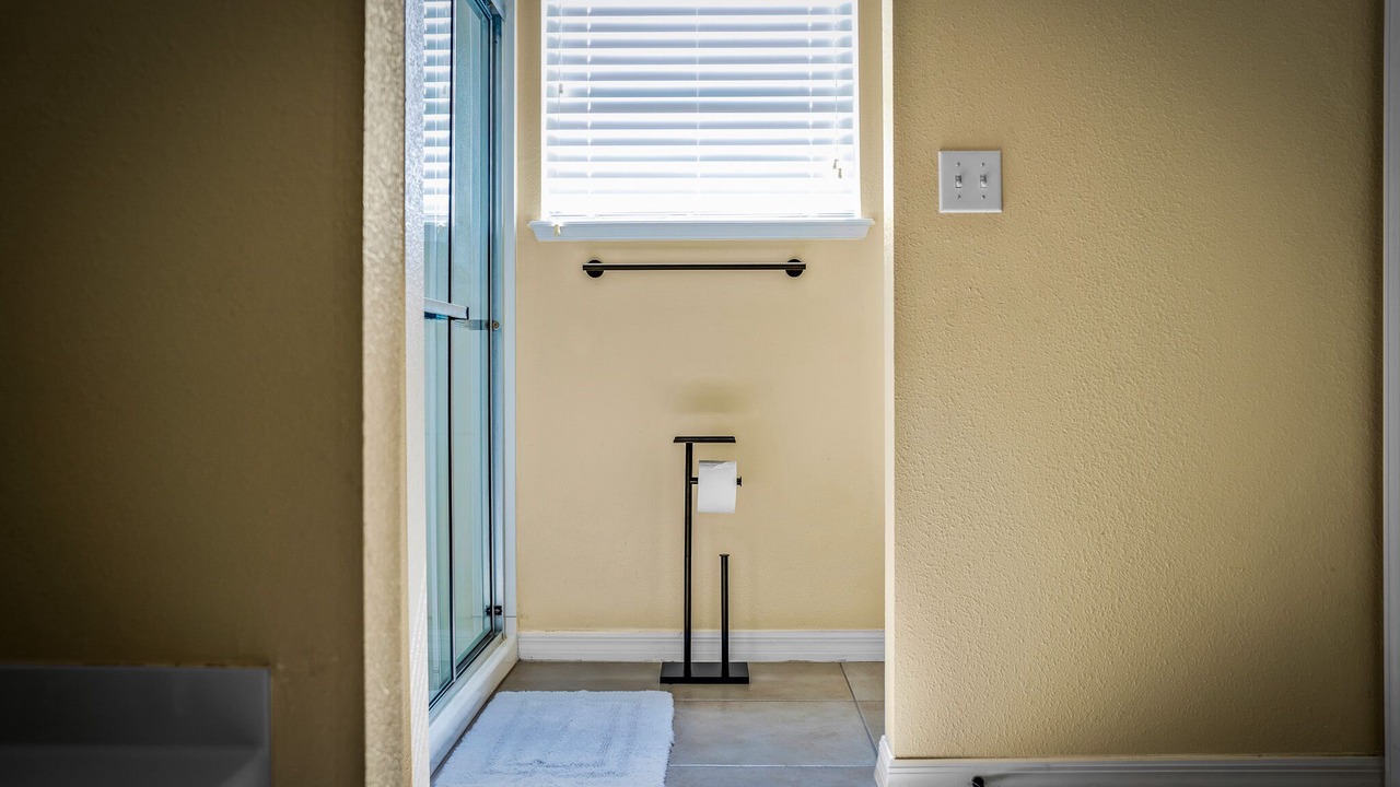 Photo of Bathroom in Cypress Pointe