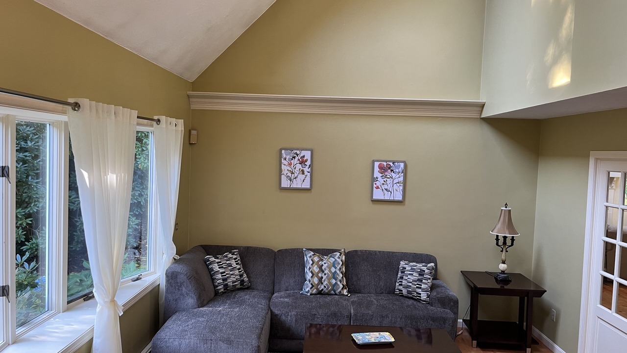 Photo of Livingroom in West Barnstable