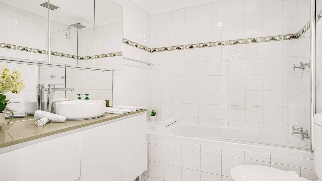 Photo of Bathroom in Crows Nest