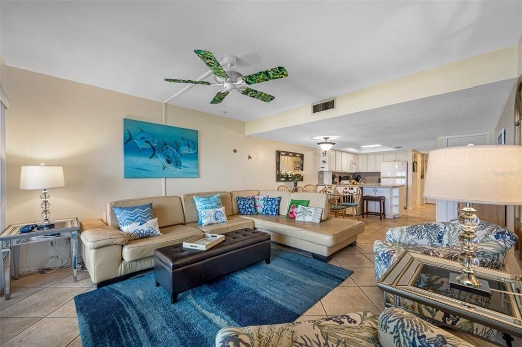 Photo of Livingroom in Independence Square