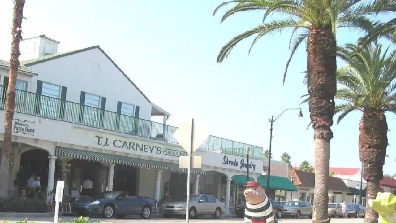 Photo of Others in Golden Beach