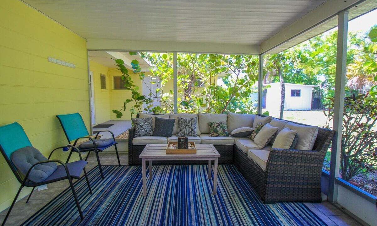 Photo of Outdoor in Golden Beach