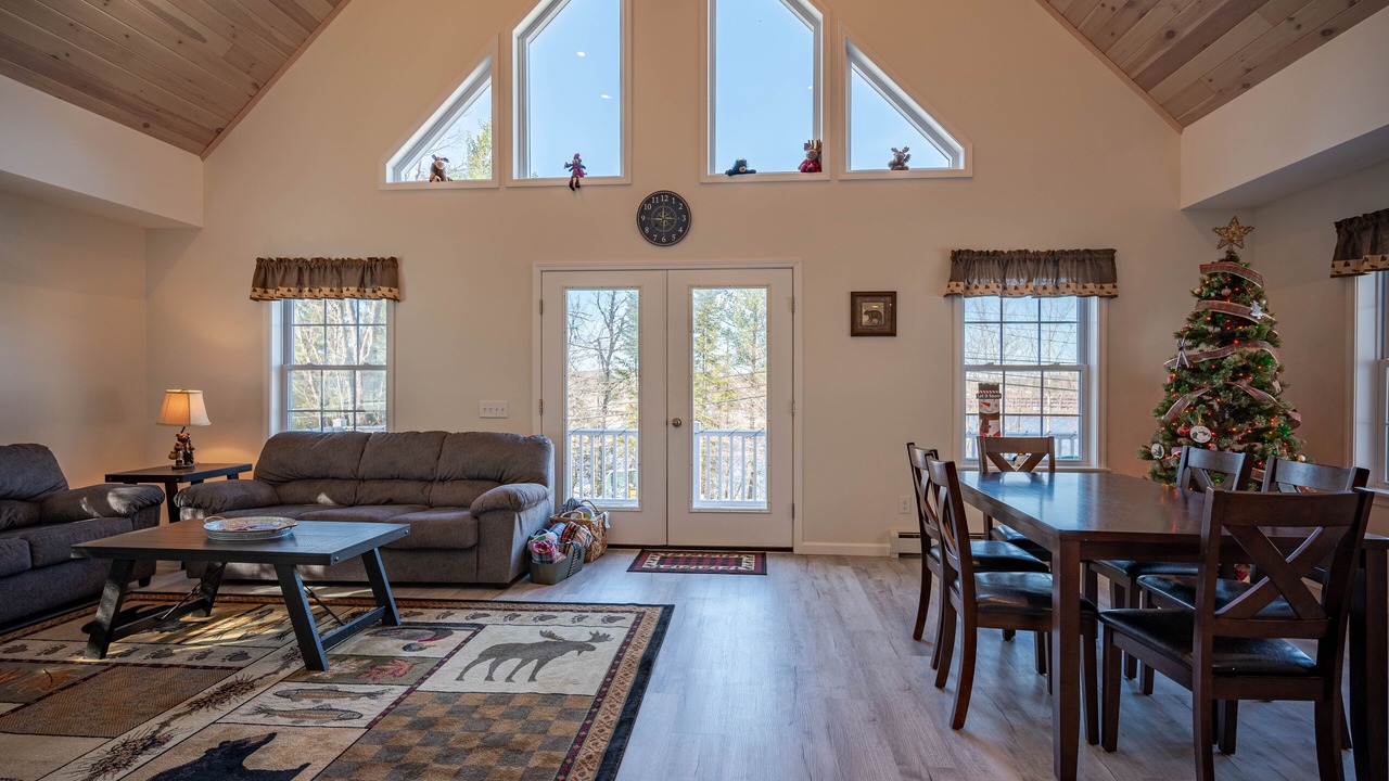 Photo of Livingroom in Old Forge