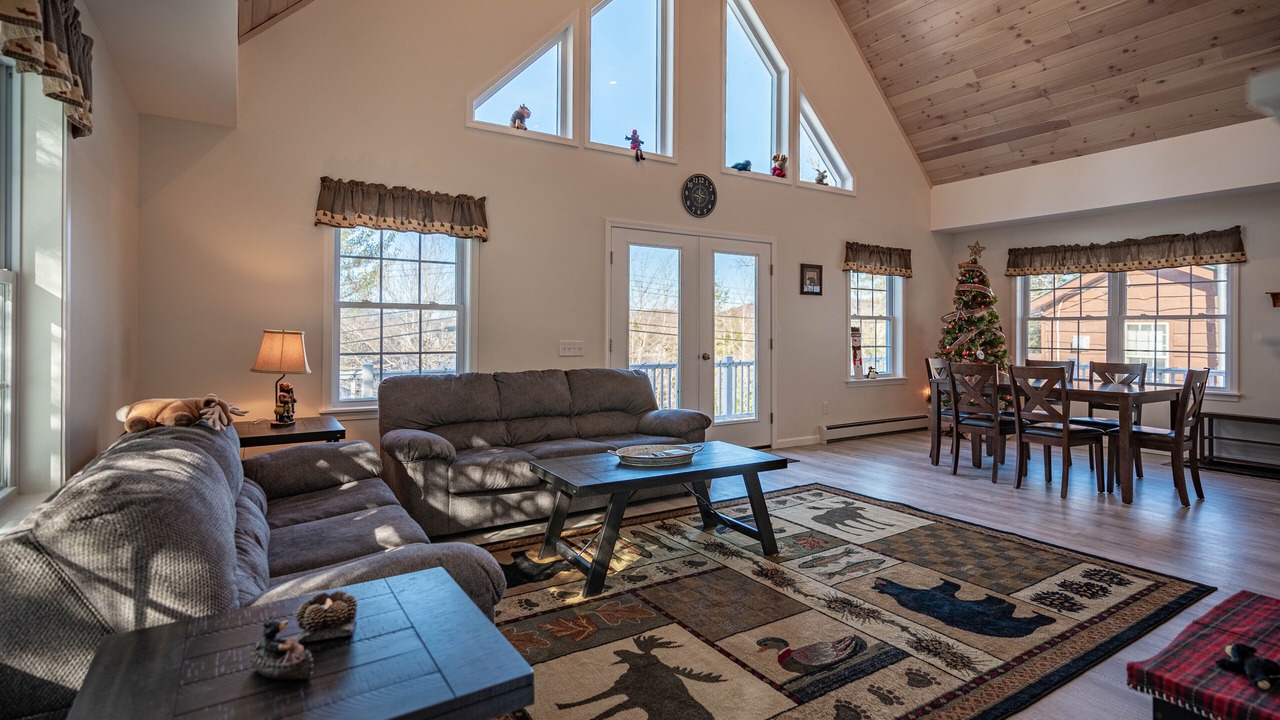 Photo of Livingroom in Old Forge