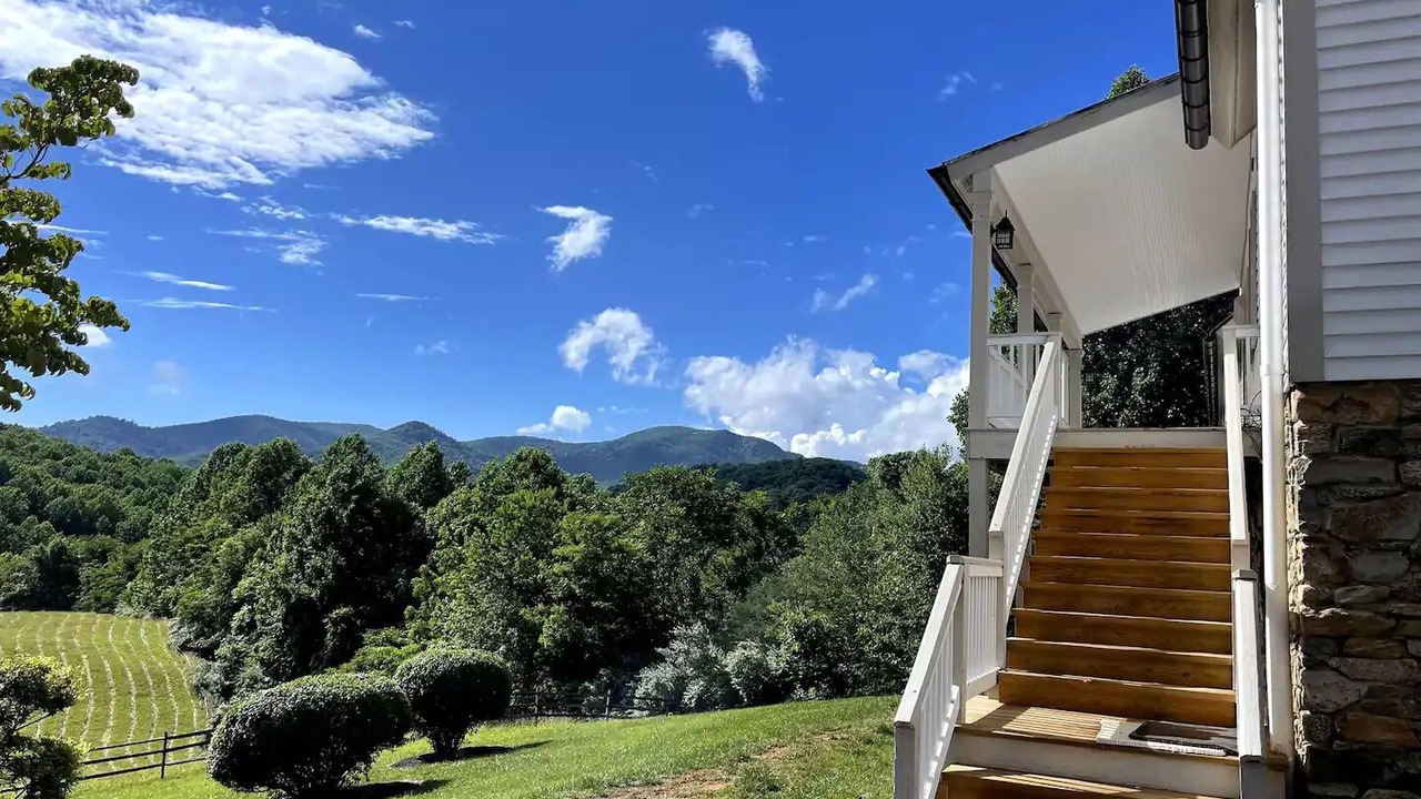 Photo of Outdoor in Etlan