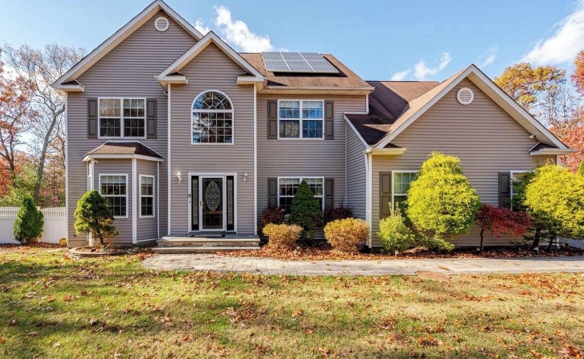 Photo of Outdoor in Yaphank