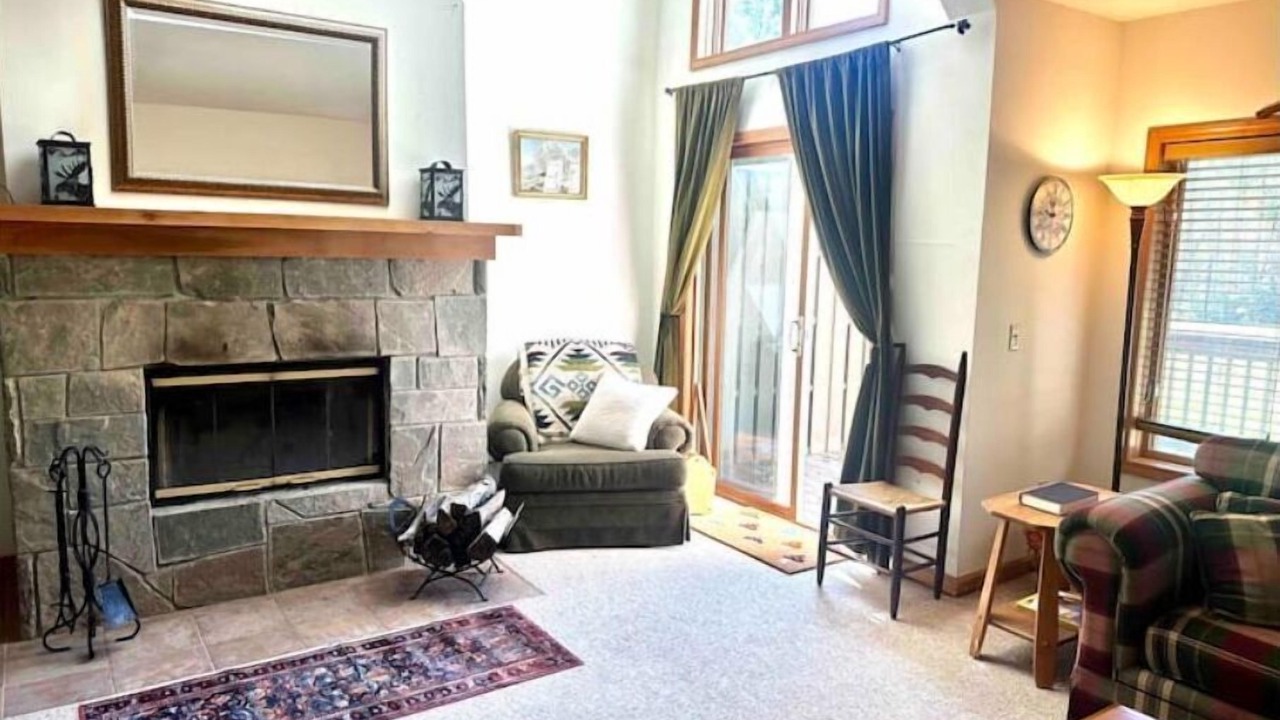 Photo of Livingroom in Hensonville