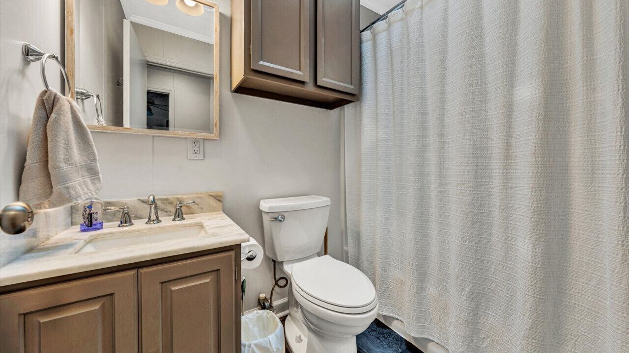Photo of Bathroom in North Shore