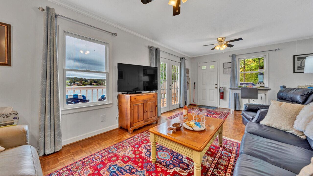 Photo of Bedroom in North Shore