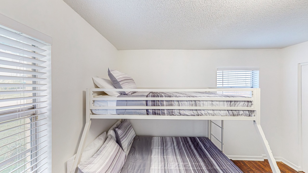 Photo of Bedroom in Orient Park