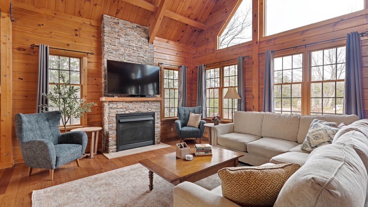 Photo of Livingroom in Clifford