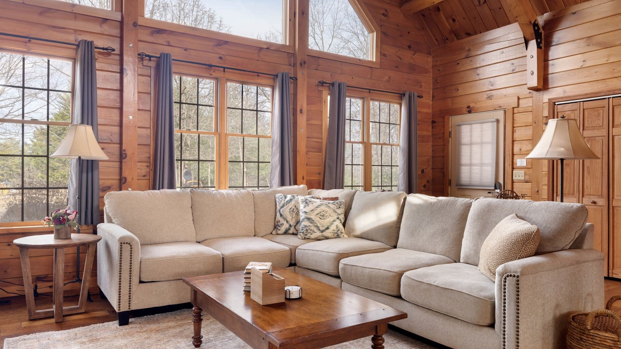 Photo of Livingroom in Clifford