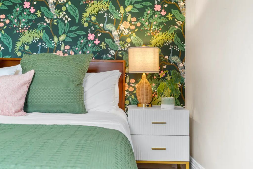 Photo of Bedroom in Beverly
