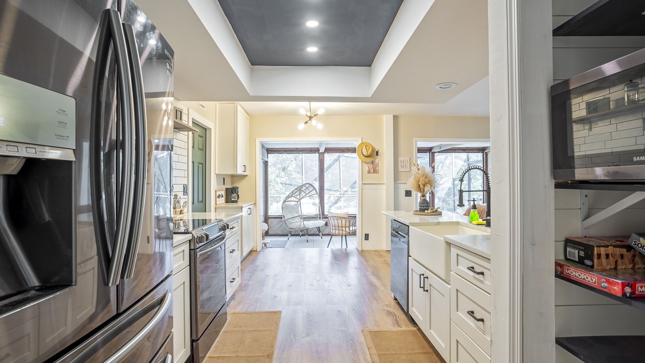 Photo of Kitchen in Cypress Gardens