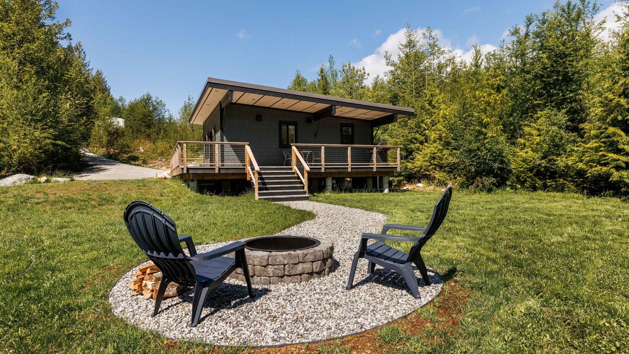 Photo of Outdoor in Gibsons