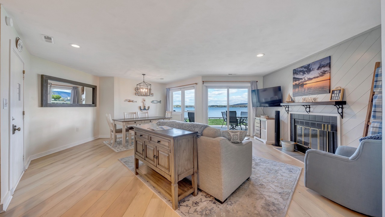 Photo of Livingroom in North Shore