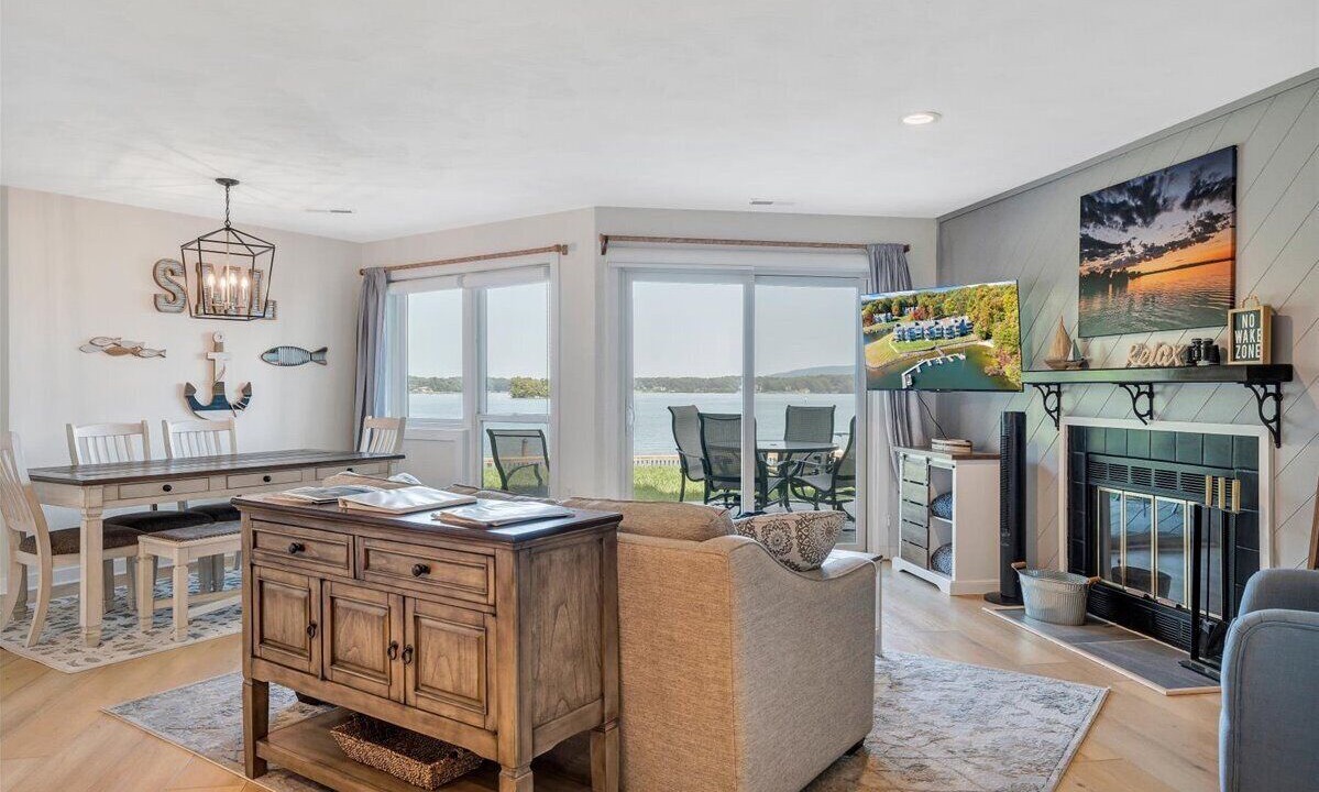 Photo of Livingroom in North Shore
