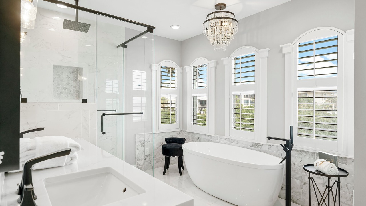 Photo of Bathroom in Rosemary Beach