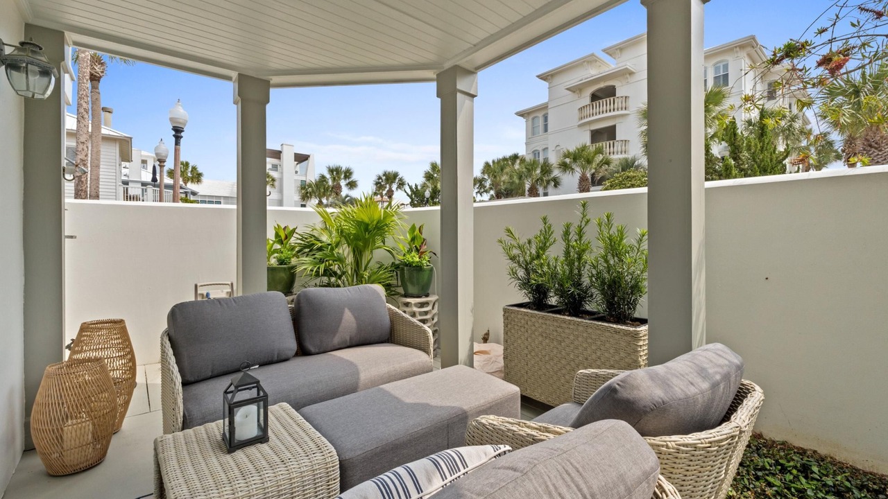 Photo of Patio Balcony in Rosemary Beach