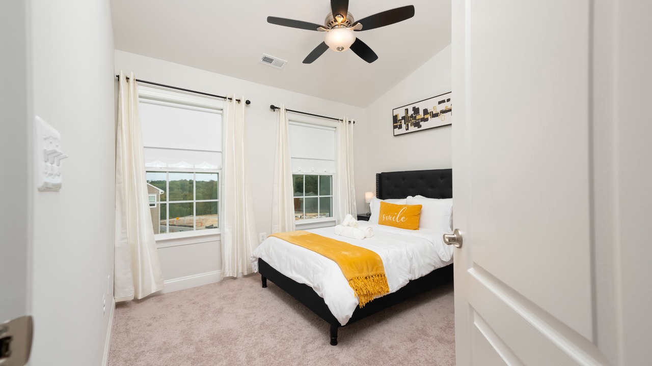Photo of Bedroom in Dale City