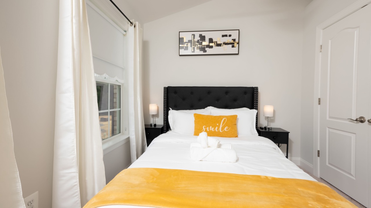 Photo of Bedroom in Dale City