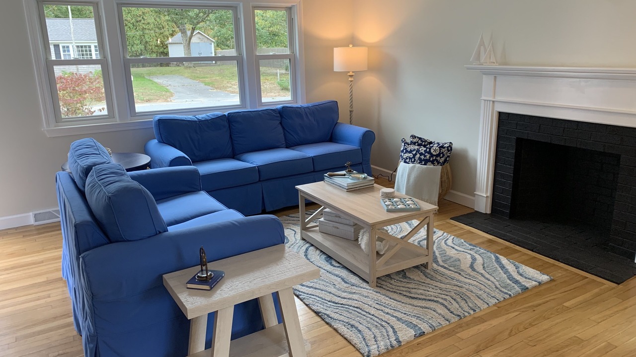 Photo of Livingroom in East Harwich