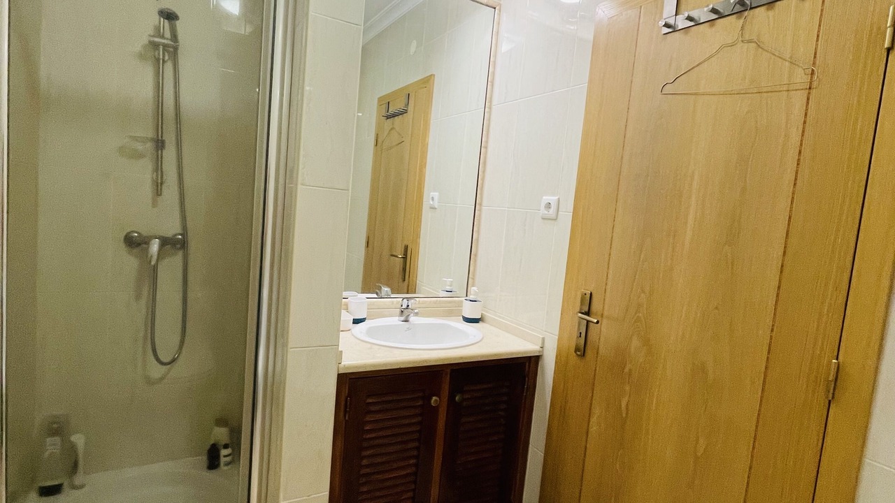 Photo of Bathroom in Guia