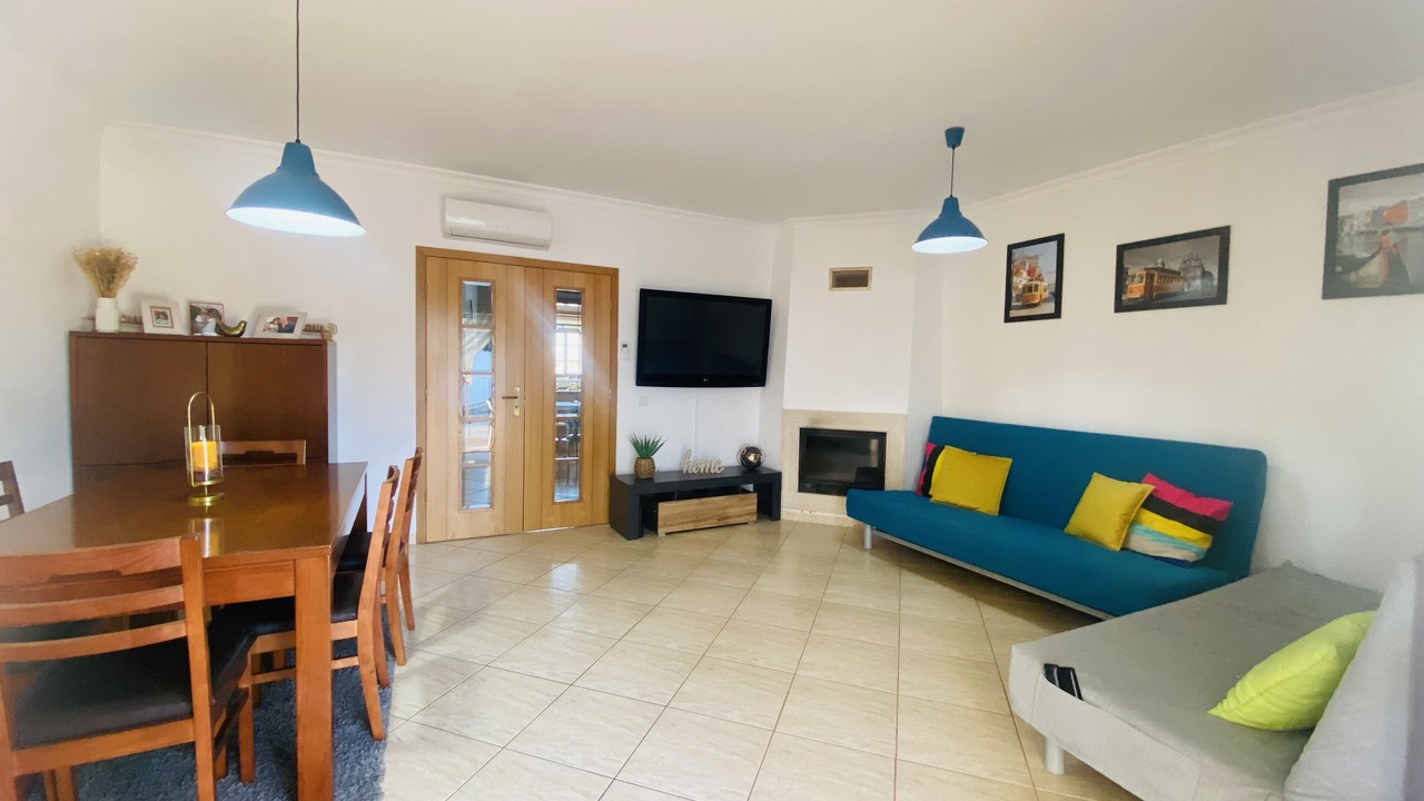 Photo of Livingroom in Guia