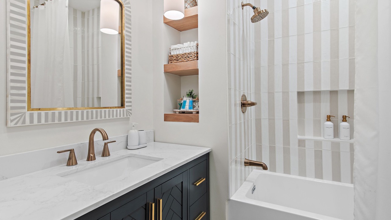 Photo of Bathroom in Seacrest