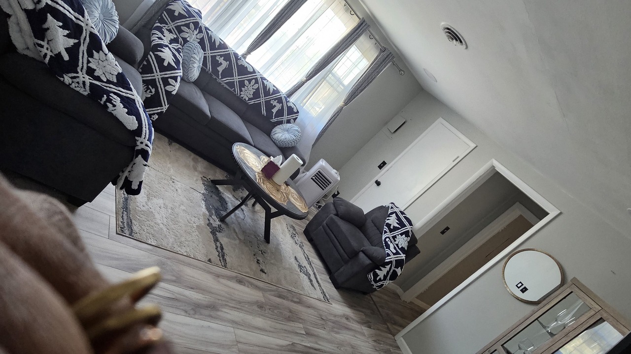 Photo of Livingroom in Orchard Park