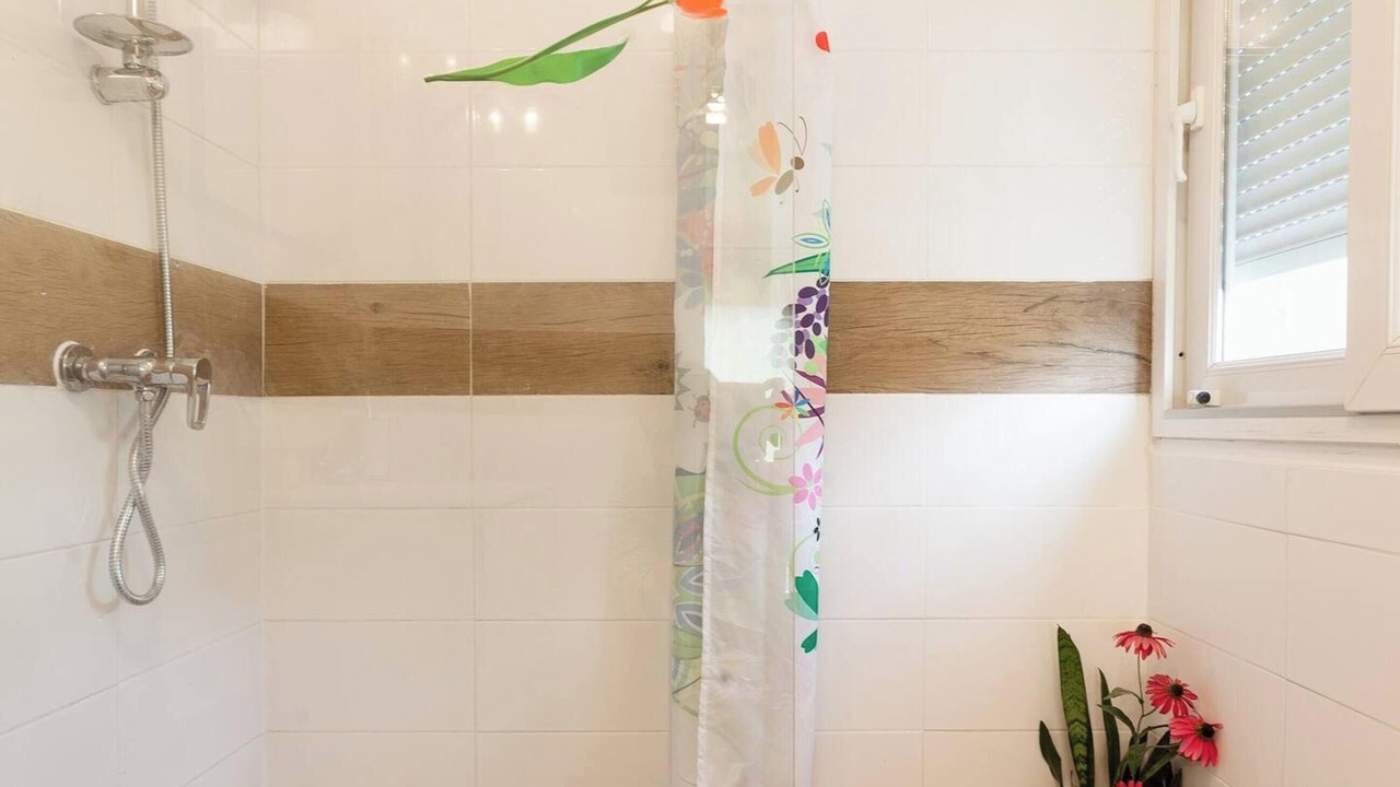 Photo of Bathroom in Plouedern