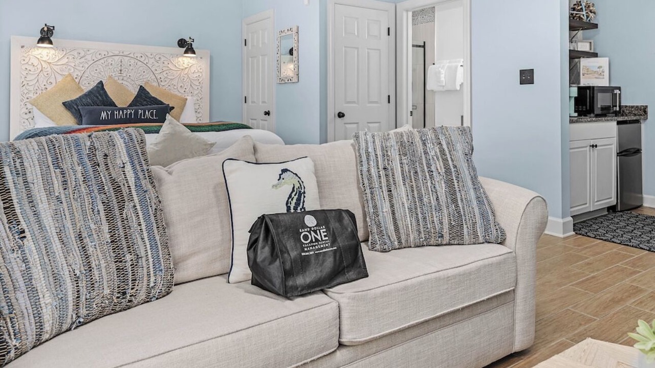 Photo of Bedroom in Seacrest Beach