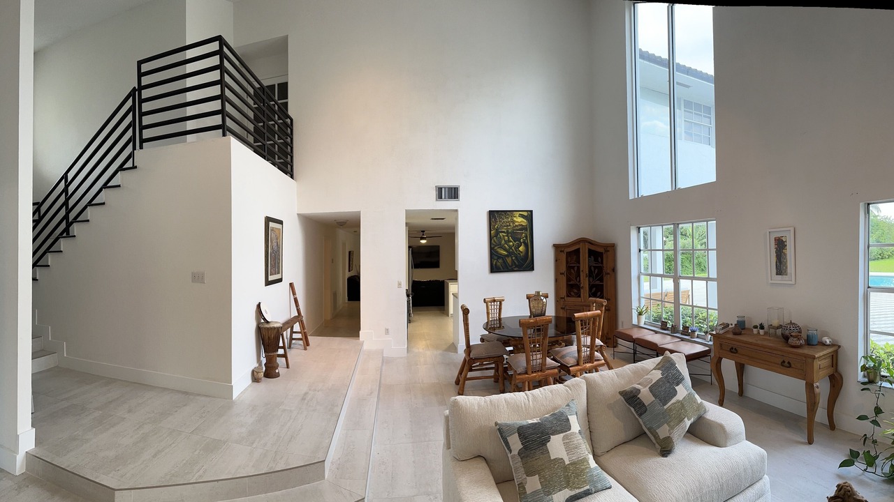Photo of Livingroom in Tamiami