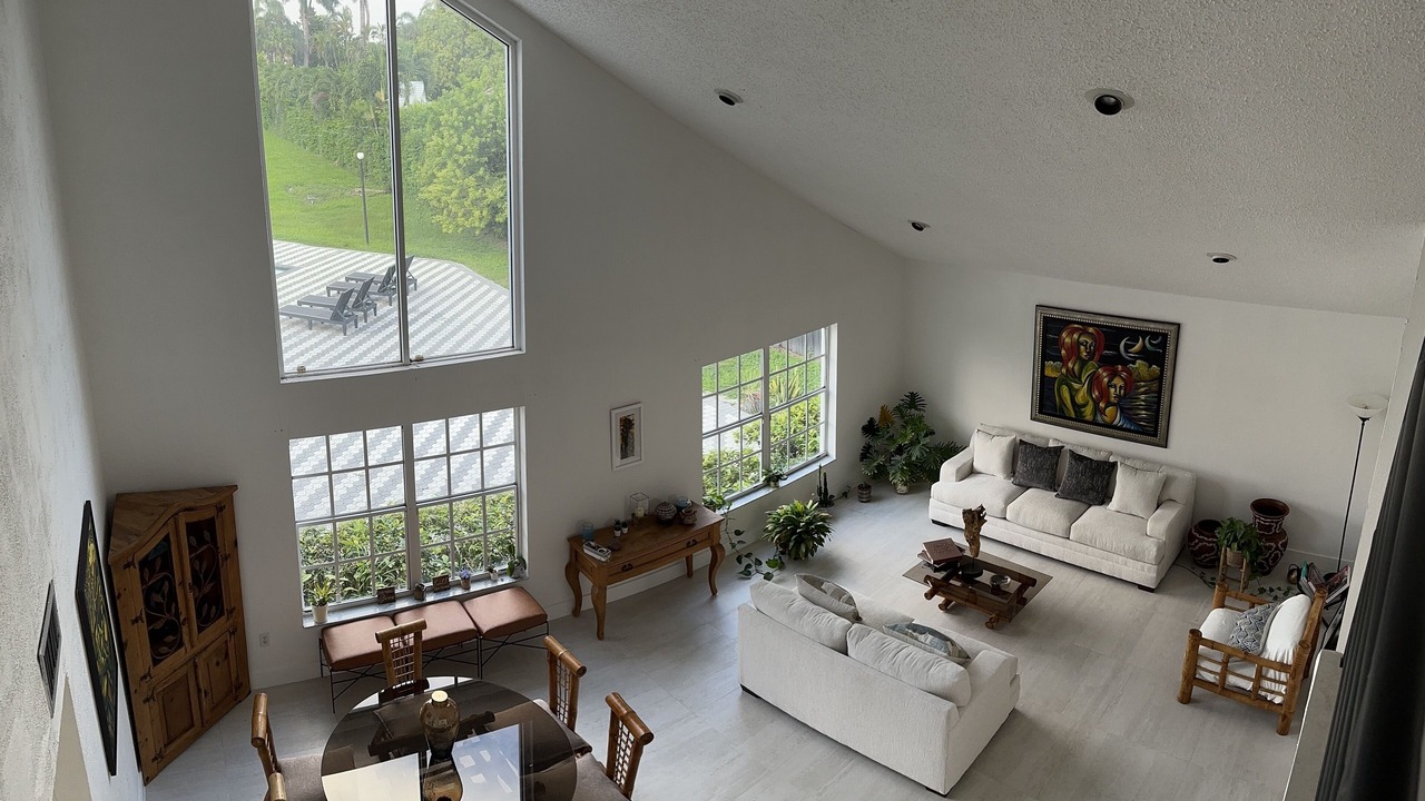 Photo of Livingroom in Tamiami