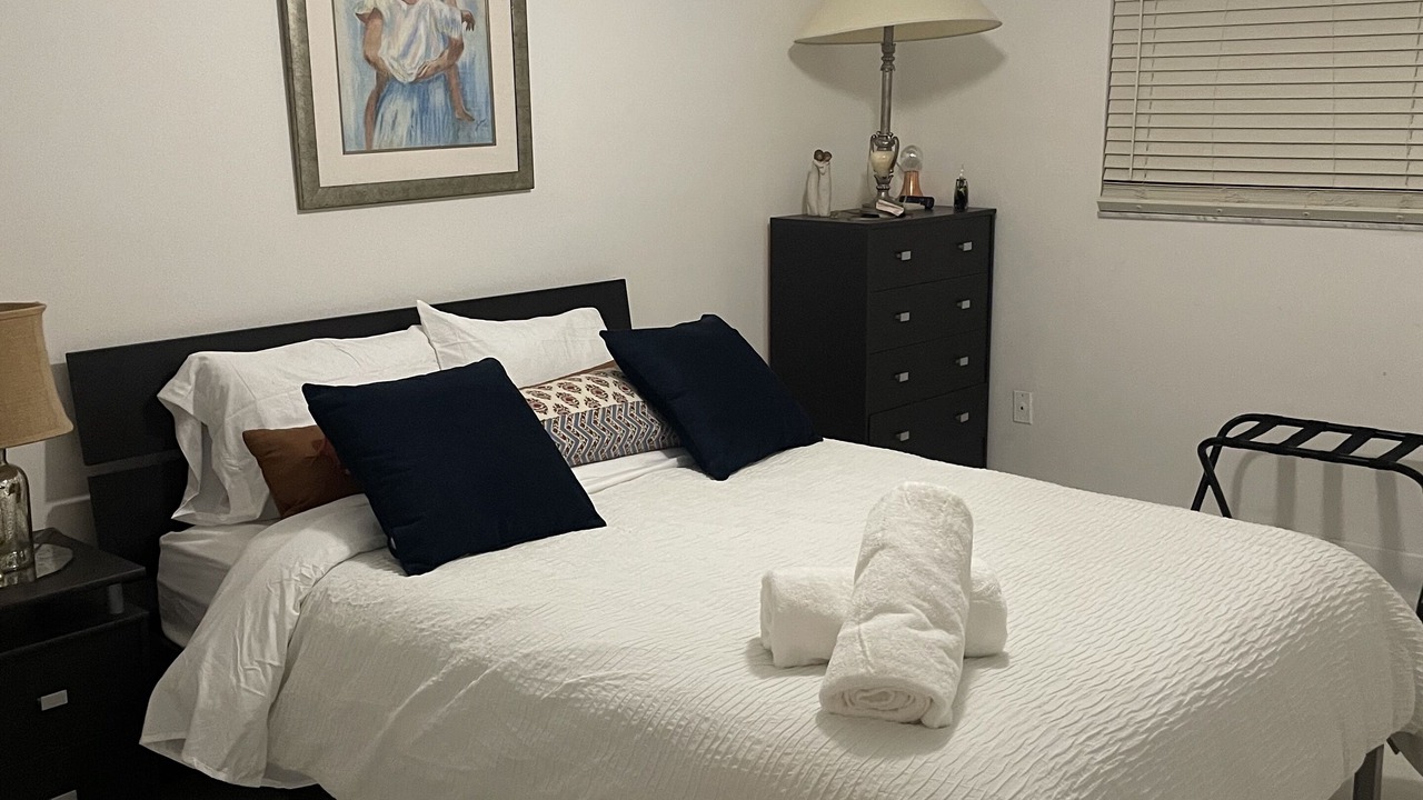 Photo of Bedroom in Tamiami