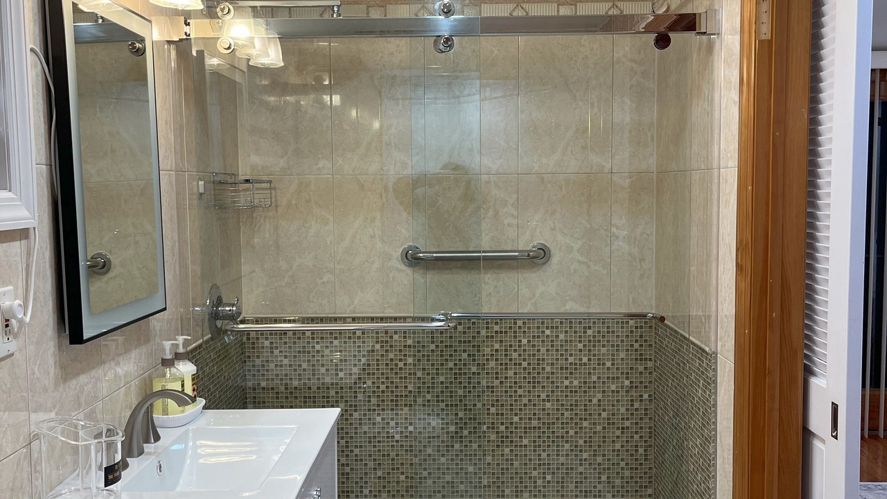 Photo of Bathroom in Murray Hill