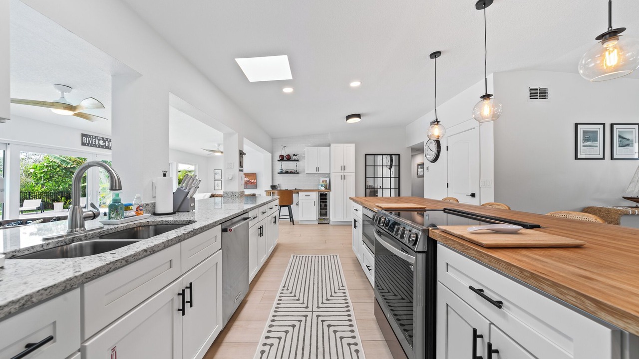Photo of Kitchen in Venetian Way