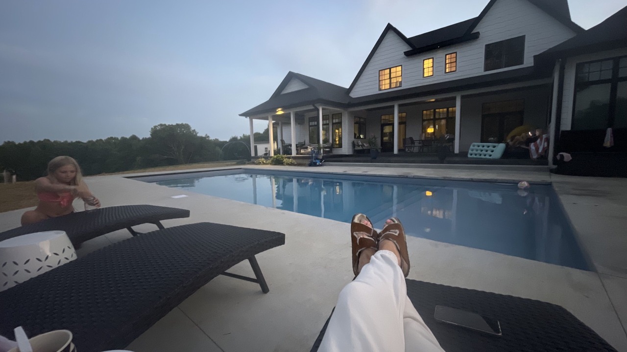 Photo of Outdoor in Koleen