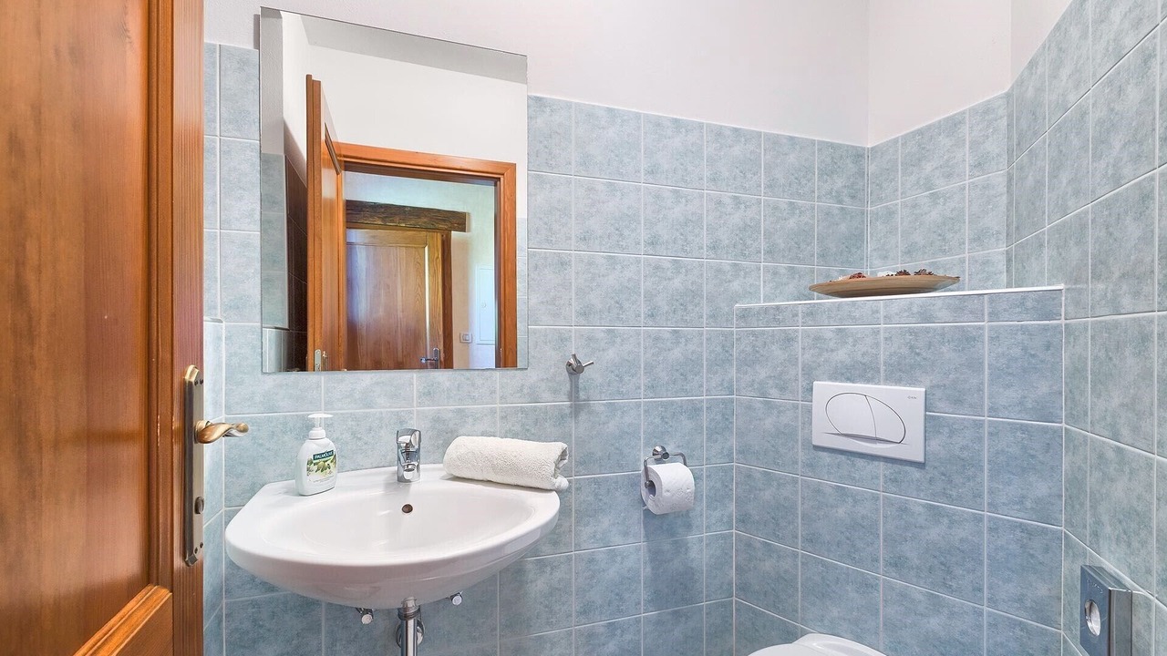 Photo of Bathroom in Laginji