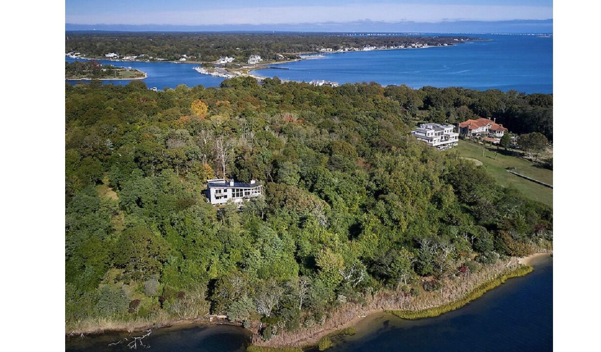 Photo of Outdoor in Center Moriches