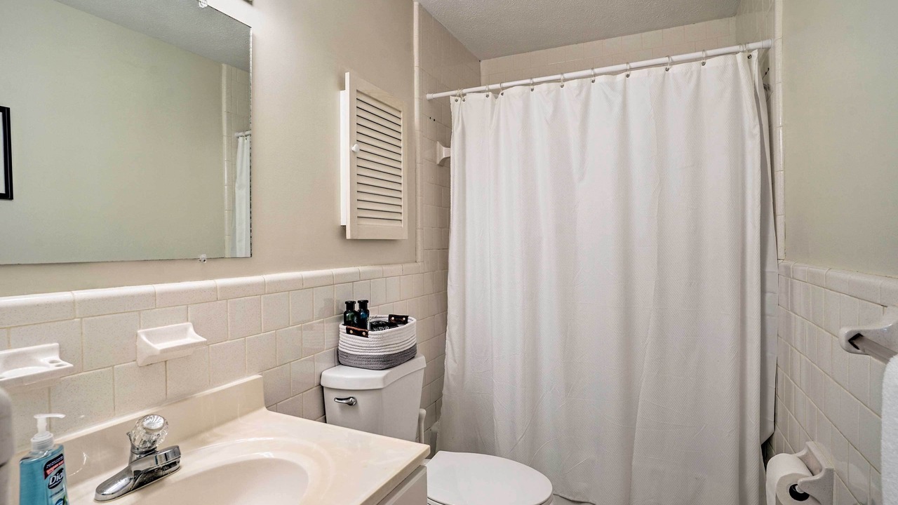 Photo of Bathroom in Wake