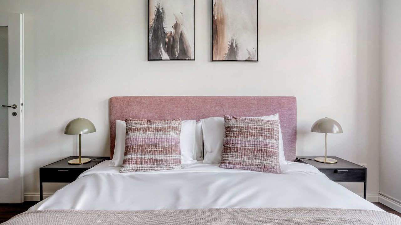 Photo of Bedroom in Iselin