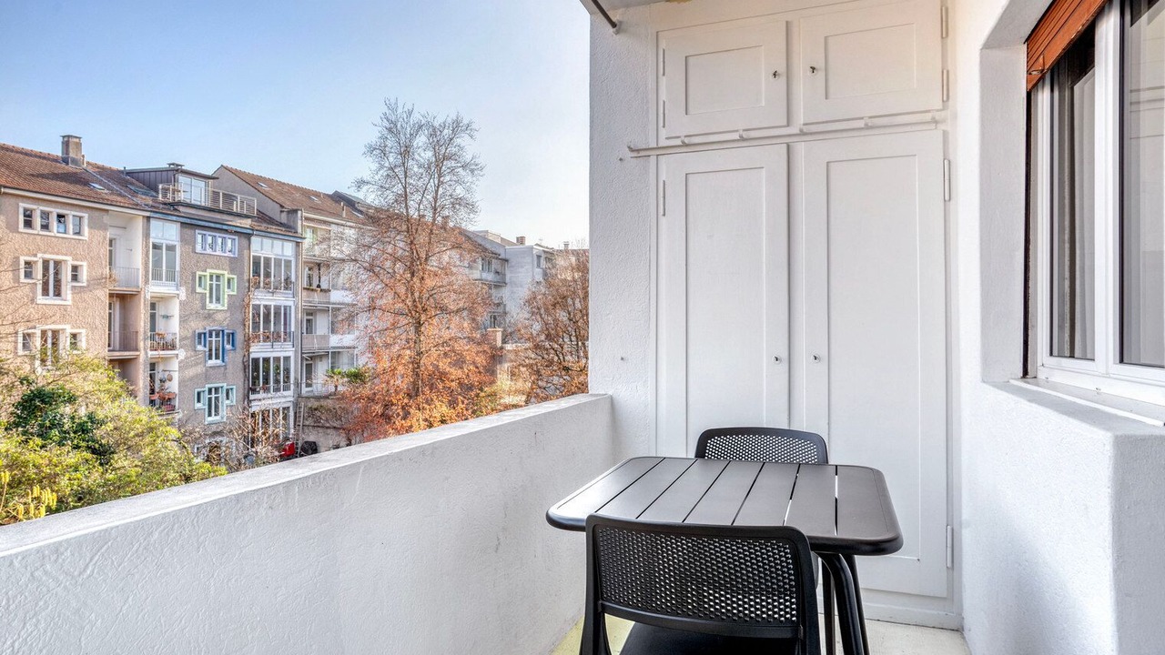 Photo of Outdoor in Iselin
