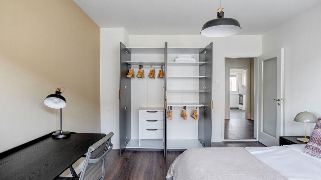 Photo of Bedroom in Iselin