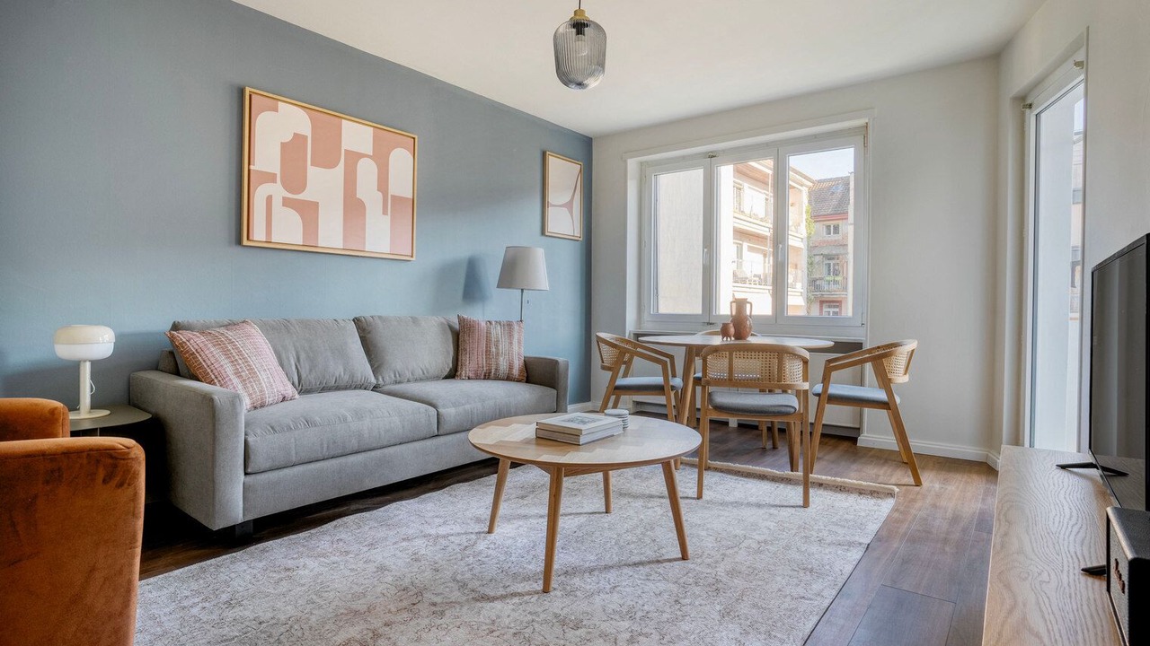 Photo of Livingroom in Iselin