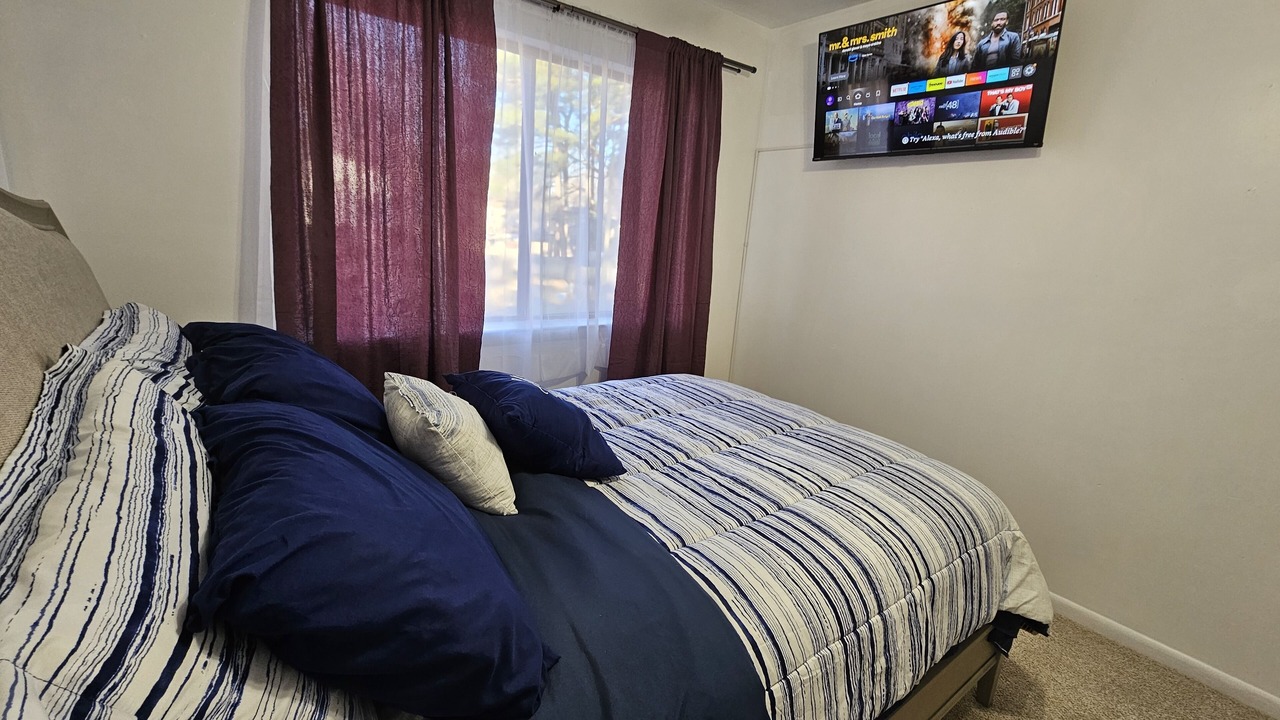 Photo of Bedroom in North Newport News