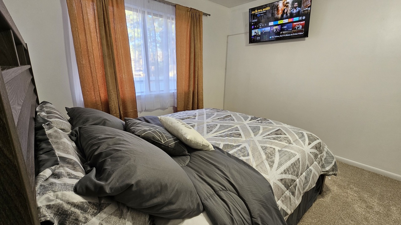Photo of Bedroom in North Newport News
