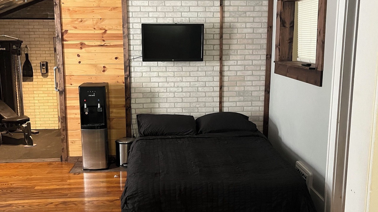 Photo of Bedroom in Roseland