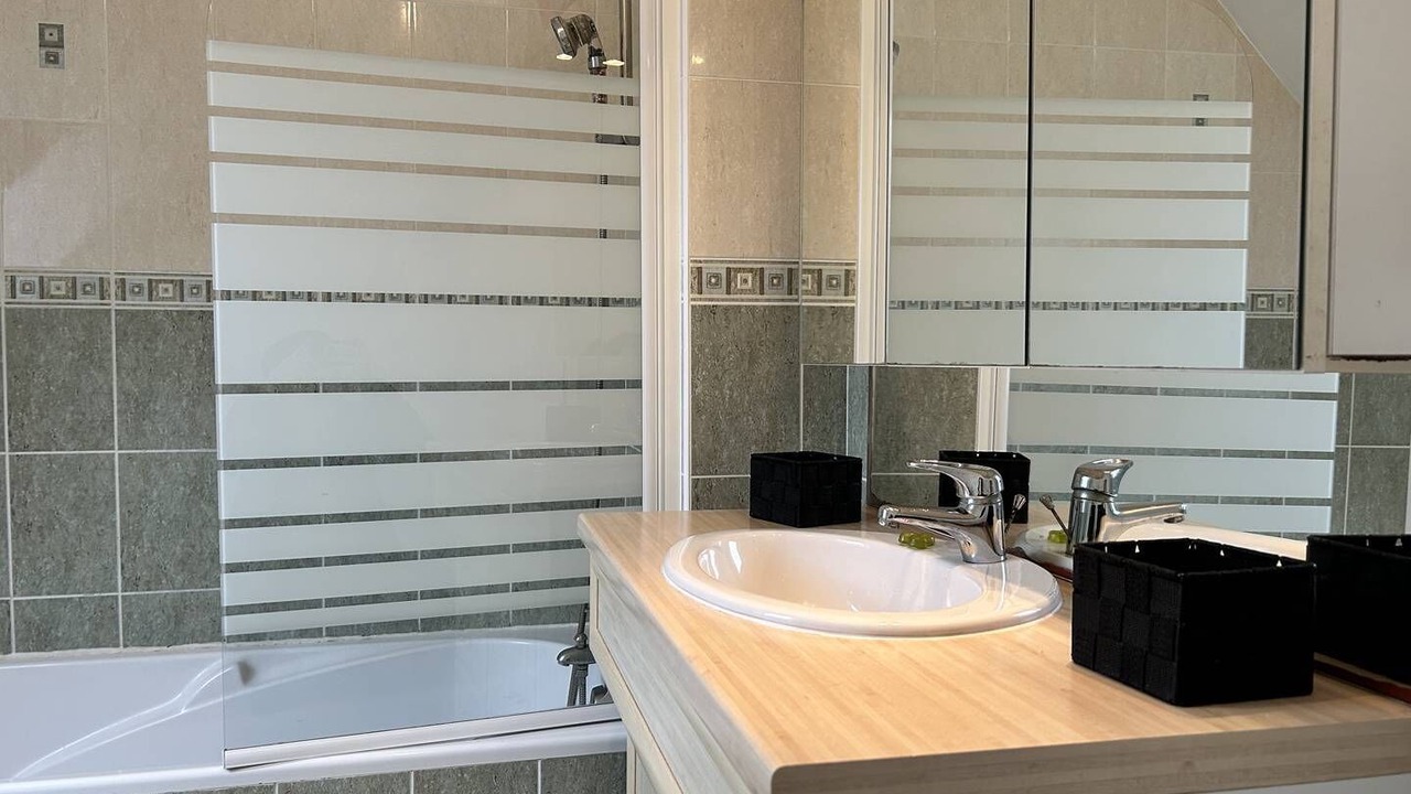 Photo of Bathroom in Henansal